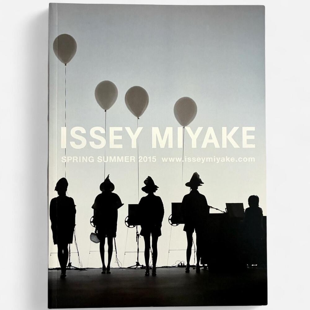 Issey Miyake spring summer 2015 look book catalog